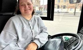 В Новокузнецке водитель автобуса №80 спасла жизнь пассажира
