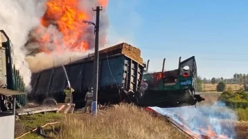 Фото: БЖД направила в Смоленскую область пожарный и восстановительный поезда для устранения последствий ЧП 1