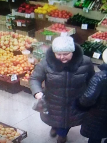Фото: В Новокузнецке разыскивают женщин, подозреваемых в сбыте поддельных денег 1
