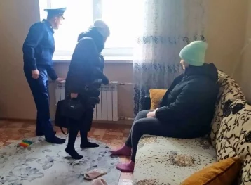 Фото: В Кузбассе девушке-сироте выделили непригодную для жизни квартиру. Прокуратура начала проверку 1