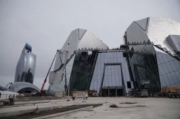 Фото: Валерий Гергиев проверил ход строительства филиала Мариинского театра в Кемерове 2