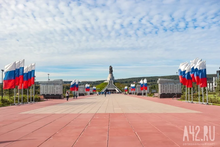 Фото: В Кемерове прошёл крестный ход в память об Александре Невском. Как это было 34