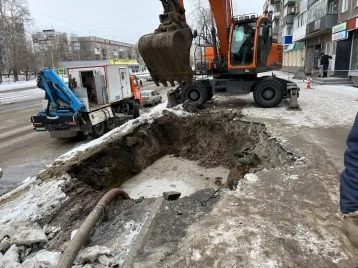 Фото: Власти Новокузнецка назвали время включения воды для многоэтажки по улице Тореза 1