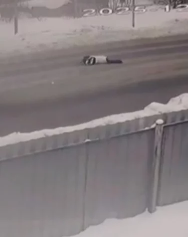 В Кузбассе иномарка сбила 8-летнюю девочку на пешеходном переходе