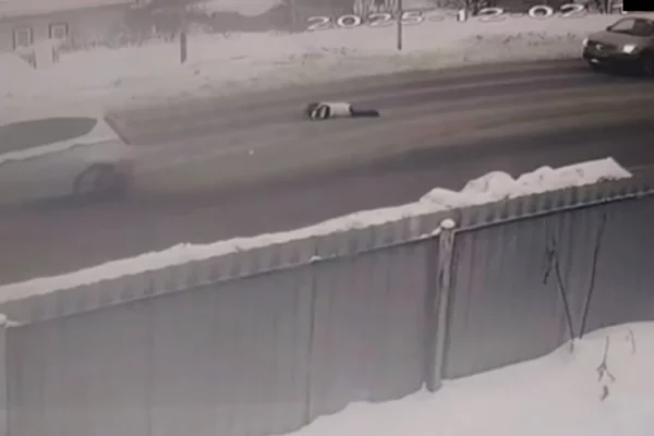 В Кузбассе иномарка сбила 8-летнюю девочку на пешеходном переходе