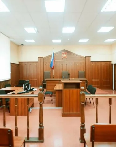 Убившие отца сёстры Хачатурян встретились впервые за полгода на заседании суда