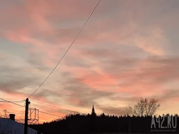 Фото: Кемеровчане снова наблюдали алый рассвет: синоптики рассказали о перемене погоды 5