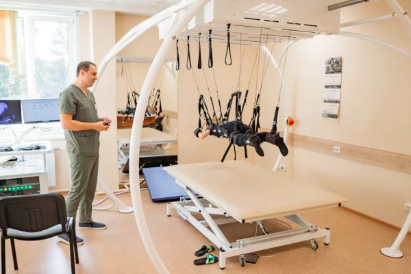 В Кемерове роботизированный комплекс поможет реабилитации детей с ДЦП