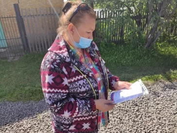 Фото: В Кемерове в СНТ «Южный» прошёл выездной приём заявлений для голосования по месту нахождения 1 июля 2