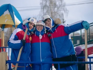Фото: В Кузбассе студенческие отряды помогают жителям отдалённых районов 1