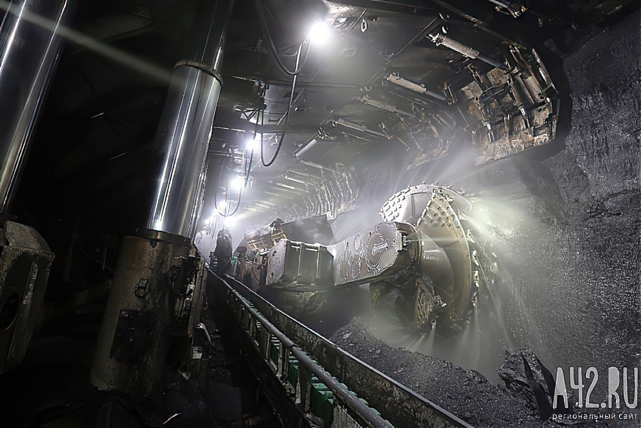 Превышение концентрации метана: Ростехнадзор приостановил работы на шахте «Листвяжная» в Кузбассе