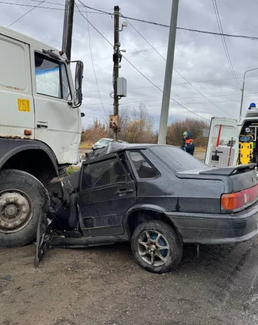 В ДТП с грузовиком в Пензенской области погибли 3 человека
