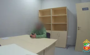 В красноярском аэропорту пьяный пассажир сорвал вылет самолёта в Шри-Ланку 
