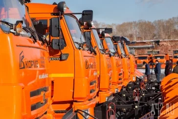 Фото: В Кемерове закупили спецтехнику для уборки дорог на 300 миллионов рублей 3
