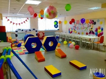 Фото: Новокузнечанин устроил дебош в детском саду 1
