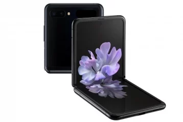 Фото: Смартфон-раскладушка Samsung Galaxy Z Flip: как сэкономить на покупке гаджета 1
