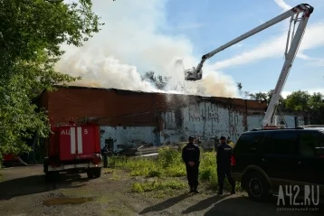 Фото: На территории «ЗЭТЫ» в Кемерове произошёл крупный пожар 8