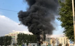 Серьёзный пожар в кузбасском городе попал на видео
