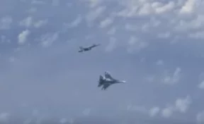 Поляки высмеяли «героическое» бегство F-18 от сопровождавшего самолёт Шойгу Су-27