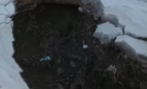 В Кемерове вода затопила Октябрьский проспект
