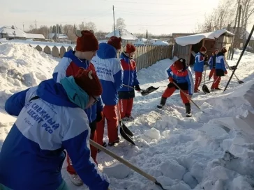 Фото: В Кузбассе студенческие отряды помогают жителям отдалённых районов 2