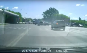 Кемеровские водители сочли красный сигнал светофора разрешающим