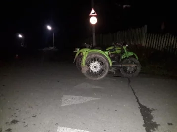 Фото: В Кузбассе мотоциклист съехал в кювет и погиб 1