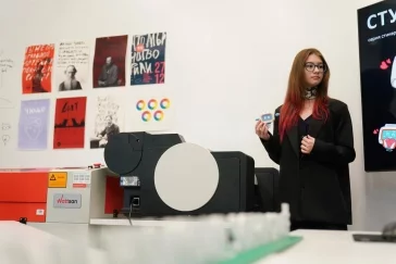 Фото: В Кемерове школьники представили концепцию кафе-мороженого в самолёте «Антошка» 4