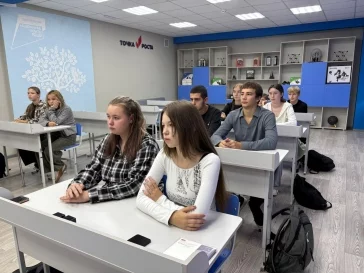 Фото: «Сибантрацит» продолжает профуроки в школах 5