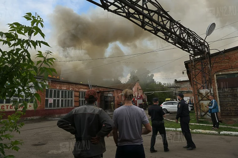 Фото: Илья Середюк прибыл на место крупного пожара в Кемерове 2