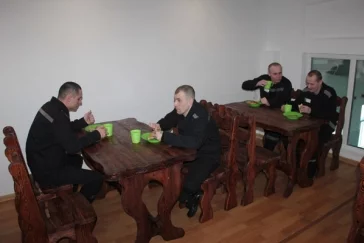 Фото: В кузбасской колонии открылось кафе для осуждённых 3
