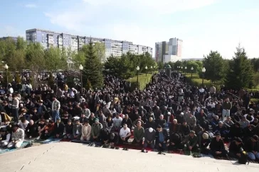 Фото: Илья Середюк поздравил мусульман Кузбасса с Курбан-байрамом 1
