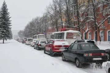 Фото: В ГИБДД прокомментировали огромные пробки на дорогах Кемерова 1