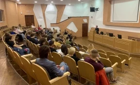 Саморазвитие и самоидентификация личности как направление деятельности дискуссионной площадки «Открытый диалог»