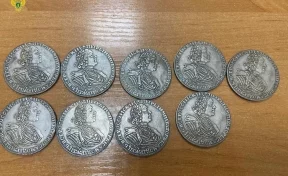 Житель Москвы получил 3 года за продажу сувенирных монет под видом старинных