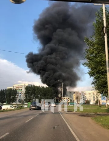Фото: Серьёзный пожар в кузбасском городе попал на видео 1