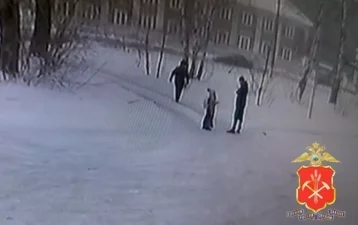 Фото: В Кемерове рецидивист угрожал 8-летней девочке, чтобы украсть её телефон 1