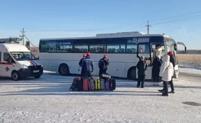 Ехали на конкурс: автобус с детьми сломался на трассе в Кузбассе
