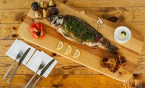 Врач назвала продукты для поддержания здоровья зубов в пожилом возрасте