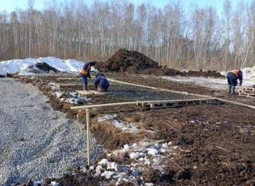 Фото: Власти Кемерова показали строительство водопровода в посёлке Улус 1