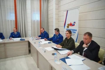 Фото: Замгенпрокурора России на личном приёме обсудил с кузбассовцами их проблемы  3