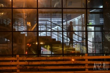 Фото: Очевидцы сообщили об эвакуации торгового центра в Кемерове 1