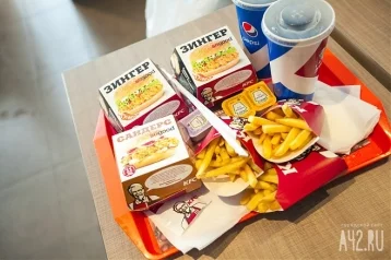 Фото: Сети KFC и Pizza Hut получат новые названия в России после ребрендинга 1