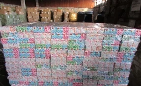 Кемеровские таможенники задержали контрафактные кубики Рубика