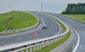 Движение на участке трассы в Курской области перекрыто из-за атак дронов 