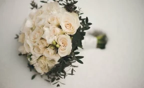 Умирающему от рака мозга мужчине подарили роскошную свадьбу