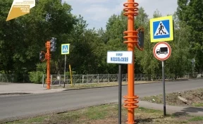 В Кемерове на трёх перекрёстках устанавливают новые светофоры