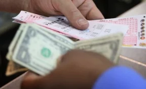 Американка выиграла в лотерею миллион долларов по совету продавца