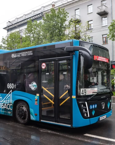 Первокурсникам-отличникам разрешили бесплатный проезд 