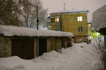 Фото: Жителя Сыктывкара избили в гараже, заставляя отдать долг в 300 000 рублей 1